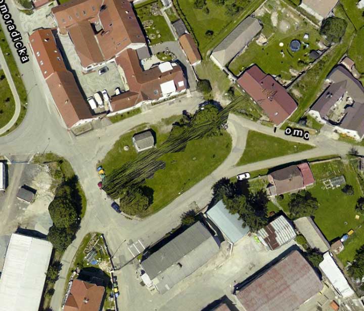 Projekt "Bezpečnostní řešení křižovatky u návsi (GASPEDu) v Domoradicích", umístění projektu, obrazová dokumentace č. 1 Projekt "Bezpečnostní řešení křižovatky u návsi (GASPEDu) v Domoradicích", umístění projektu, obrazová dokumentace č. 1